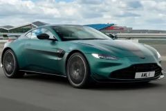 Aston Martin Vantage F1 Edition Testdrive!