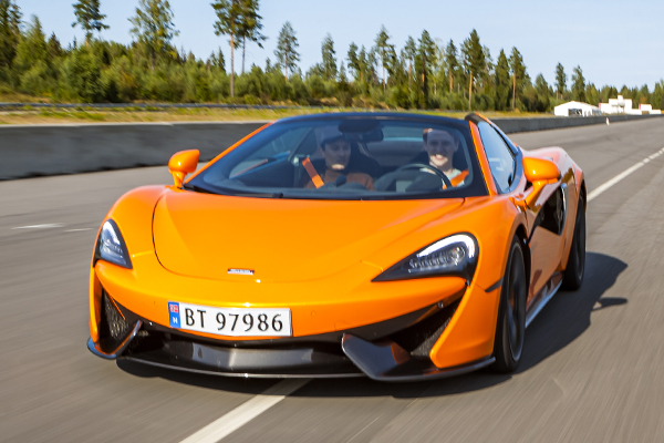 McLaren 570S Spider Testdrive!