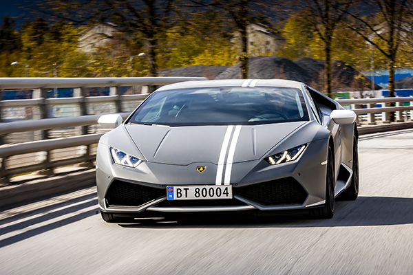 Lamborghini Huracan Driveout!