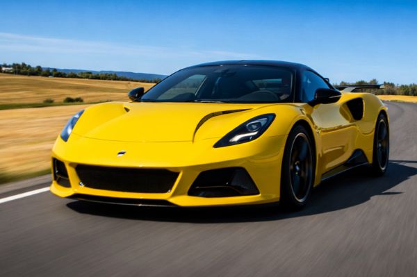 Lotus Emira Driveout!
